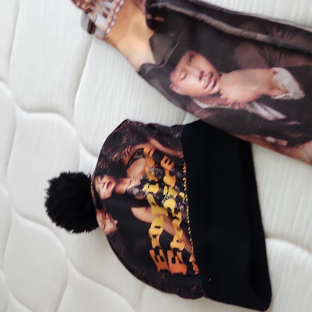 Hat ,socks